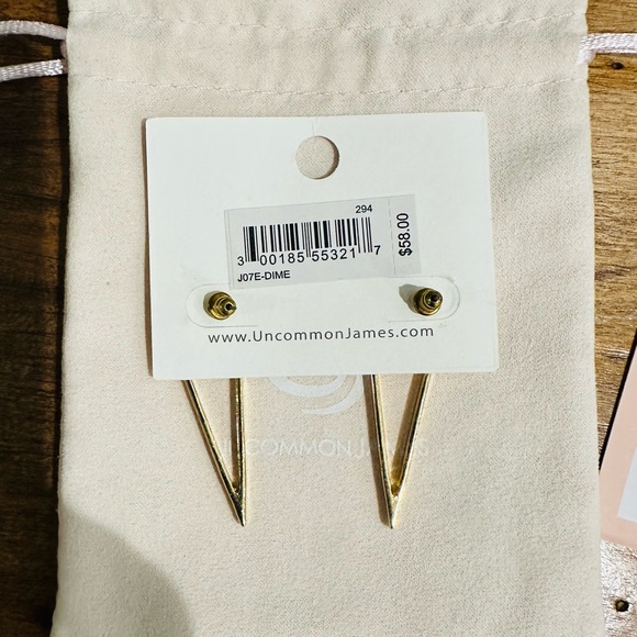 Uncommon James Gold Earrings - Picture 4 of 5